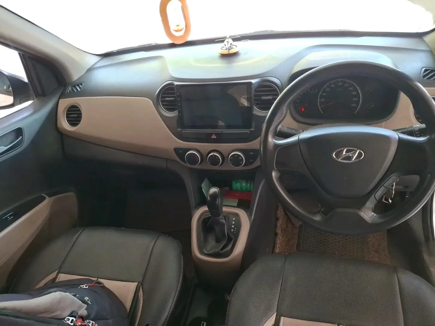 2016 Hyundai Grand i10 MAGNA AT 1.2 KAPPA VTVT, Petrol, Automatic, 39,393 km, interior
