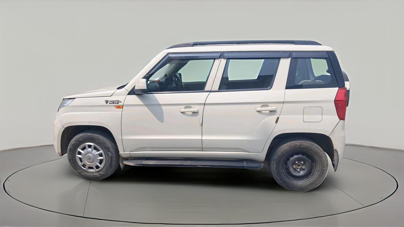 2017 Mahindra TUV300 T6 PLUS, Diesel, Manual, 1,32,744 km, exterior