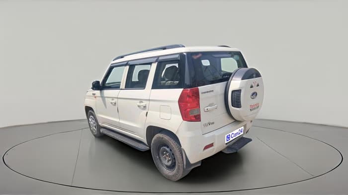 2017 Mahindra TUV300 T6 PLUS, Diesel, Manual, 1,32,744 km, exterior