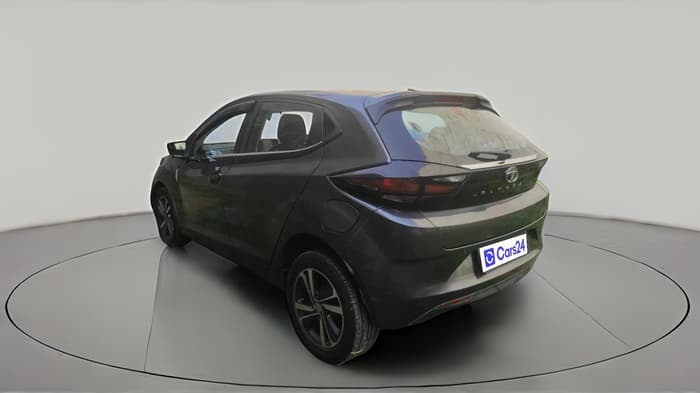 2022 Tata ALTROZ XZ DIESEL, Diesel, Manual, 1,06,463 km, exterior
