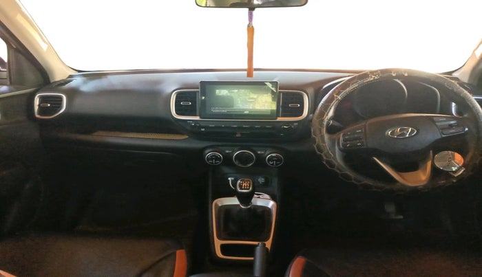 2019 Hyundai VENUE SX 1.0 TURBO, Petrol, Manual, 38,403 km, interior