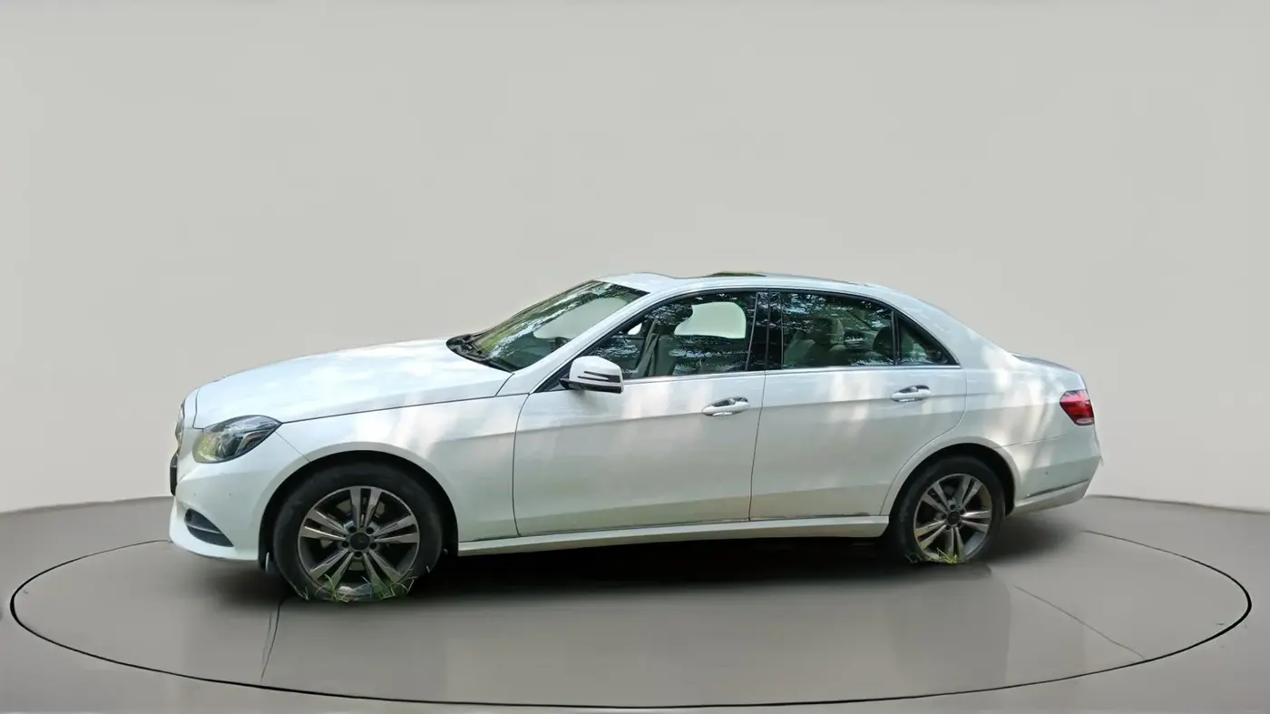 2014 Mercedes Benz E Class E 350 CDI Avantgarde, Diesel, Automatic, 97,098 km, exterior