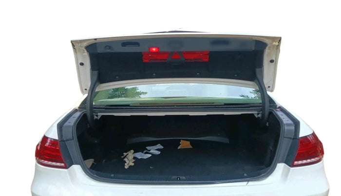 2014 Mercedes Benz E Class E 350 CDI Avantgarde, Diesel, Automatic, 97,098 km, exterior