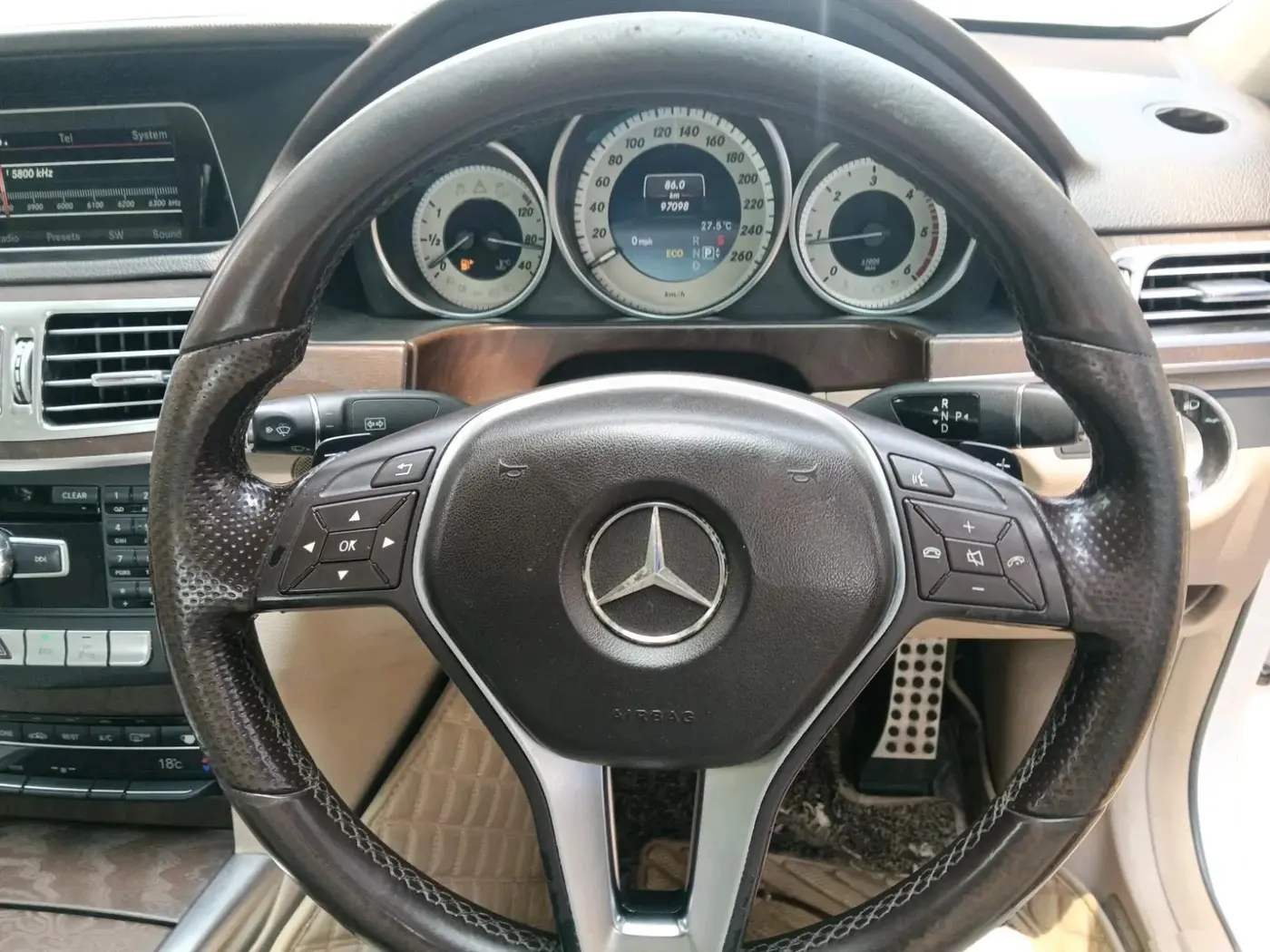 2014 Mercedes Benz E Class E 350 CDI Avantgarde, Diesel, Automatic, 97,098 km, interior