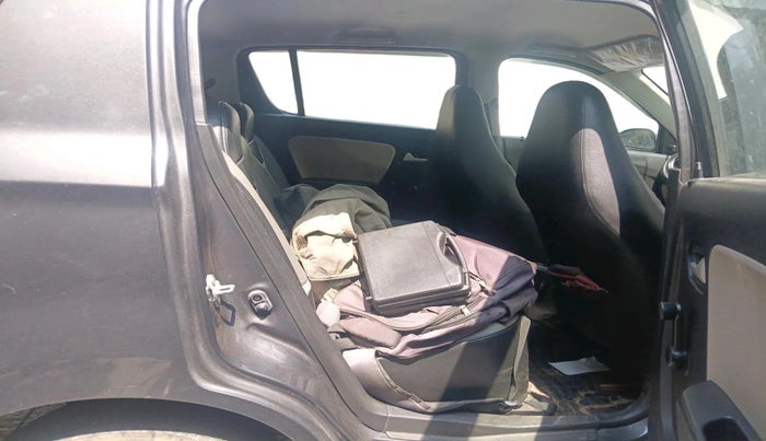 2022 Maruti Alto LXI OPT CNG, CNG, Manual, 69,316 km, interior