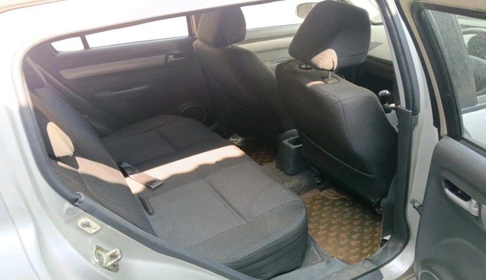 2005 Maruti Swift VXI 1.3, Petrol, Manual, 96,921 km, interior