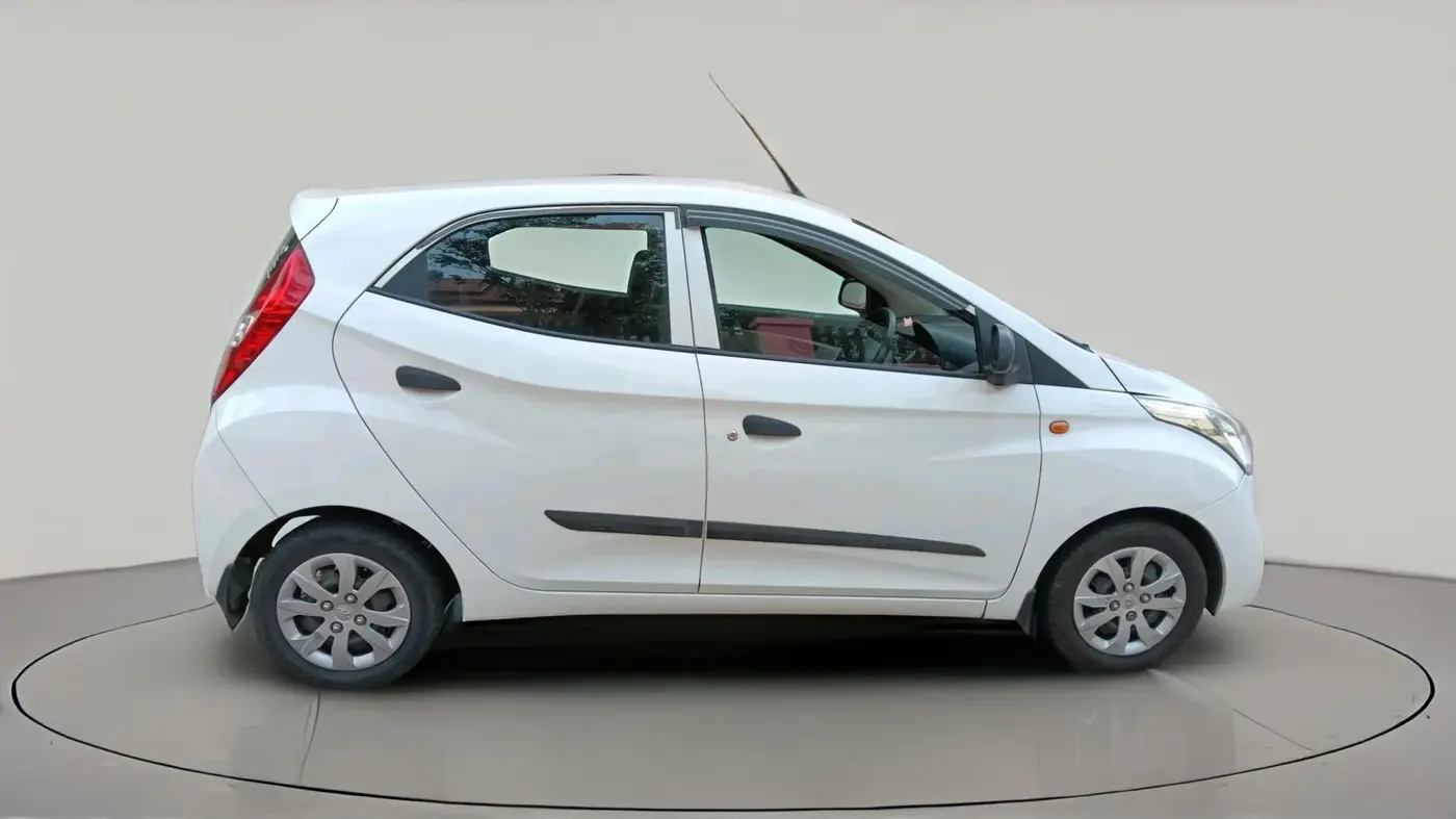 2016 Hyundai Eon MAGNA + AIRBAG, Petrol, Manual, 64,935 km, exterior