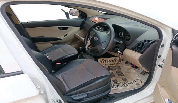 2016 Hyundai Eon MAGNA + AIRBAG, Petrol, Manual, 64,933 km, interior