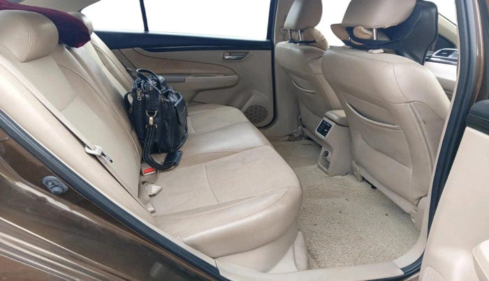 2016 Maruti Ciaz ZDI SHVS, Diesel, Manual, 1,95,713 km, interior