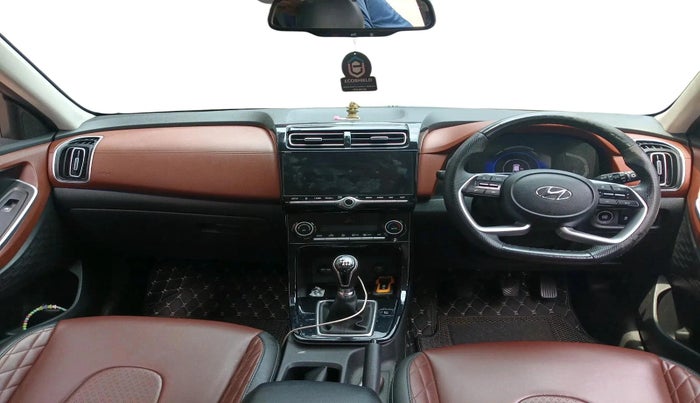 2023 Hyundai ALCAZAR PRESTIGE 1.5 TURBO PETROL MT 7STR, Petrol, Manual, 57,690 km, interior