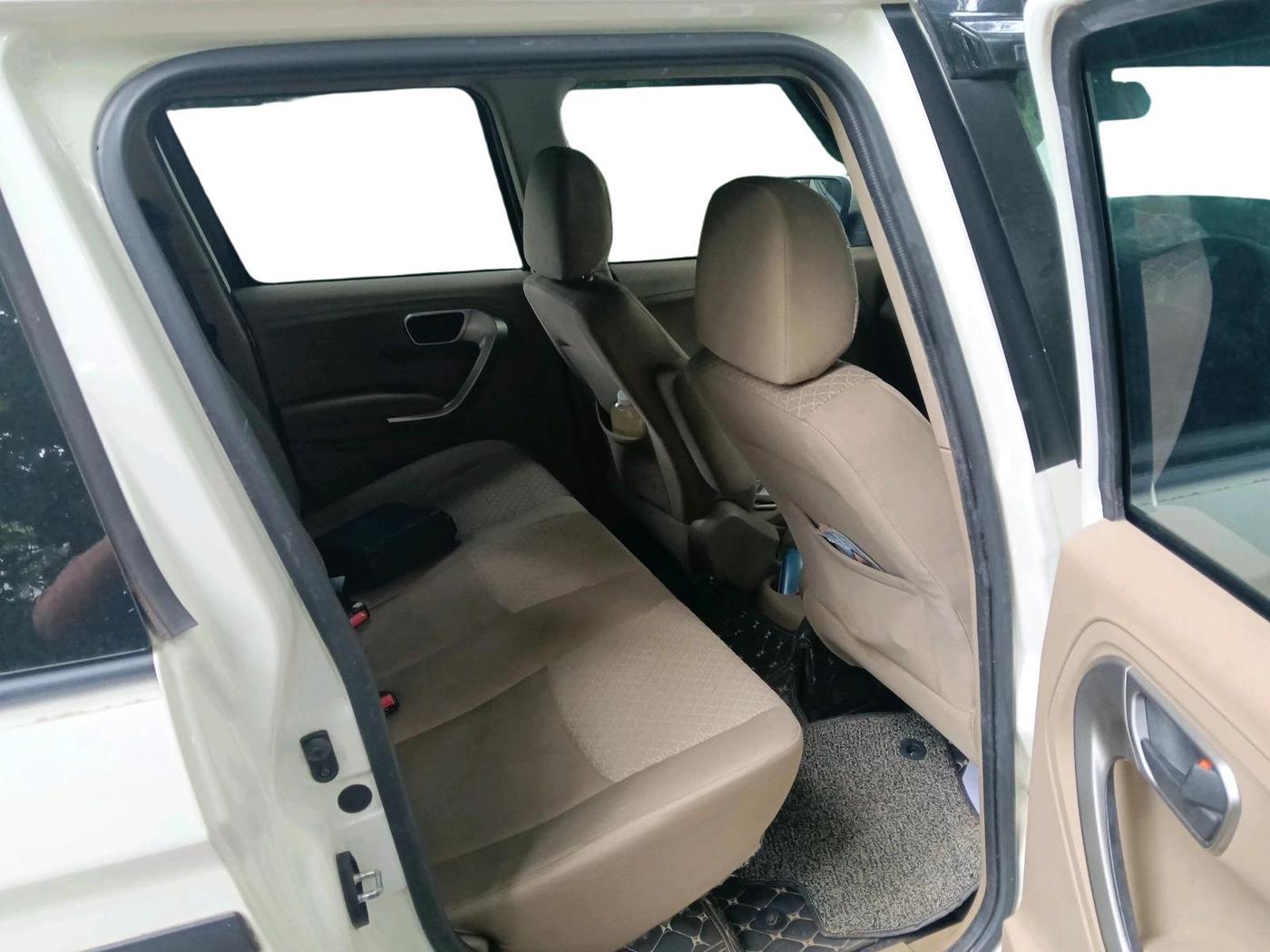 2021 Mahindra BOLERO NEO N10 R, Diesel, Manual, 61,951 km, interior