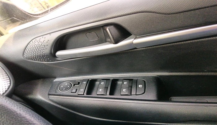 2021 KIA SONET HTK PLUS 1.2, Petrol, Manual, 45,400 km, interior