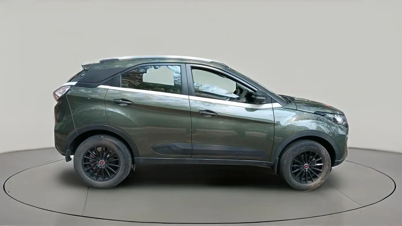 2022 Tata NEXON XM DIESEL, Diesel, Manual, 80,302 km, exterior