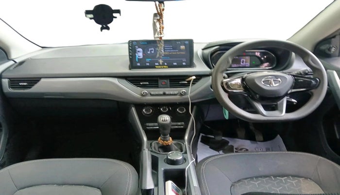2022 Tata NEXON XM DIESEL, Diesel, Manual, 80,302 km, interior