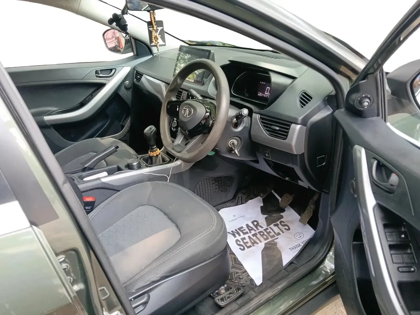 2022 Tata NEXON XM DIESEL, Diesel, Manual, 80,302 km, interior