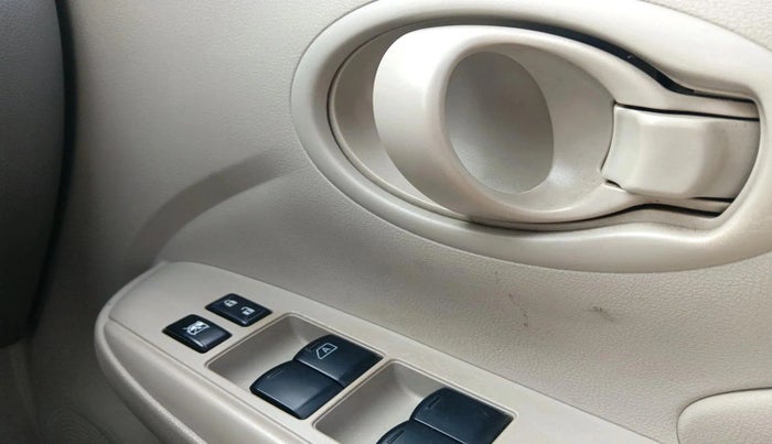 2011 Nissan Sunny XL, Petrol, Manual, 88,894 km, interior