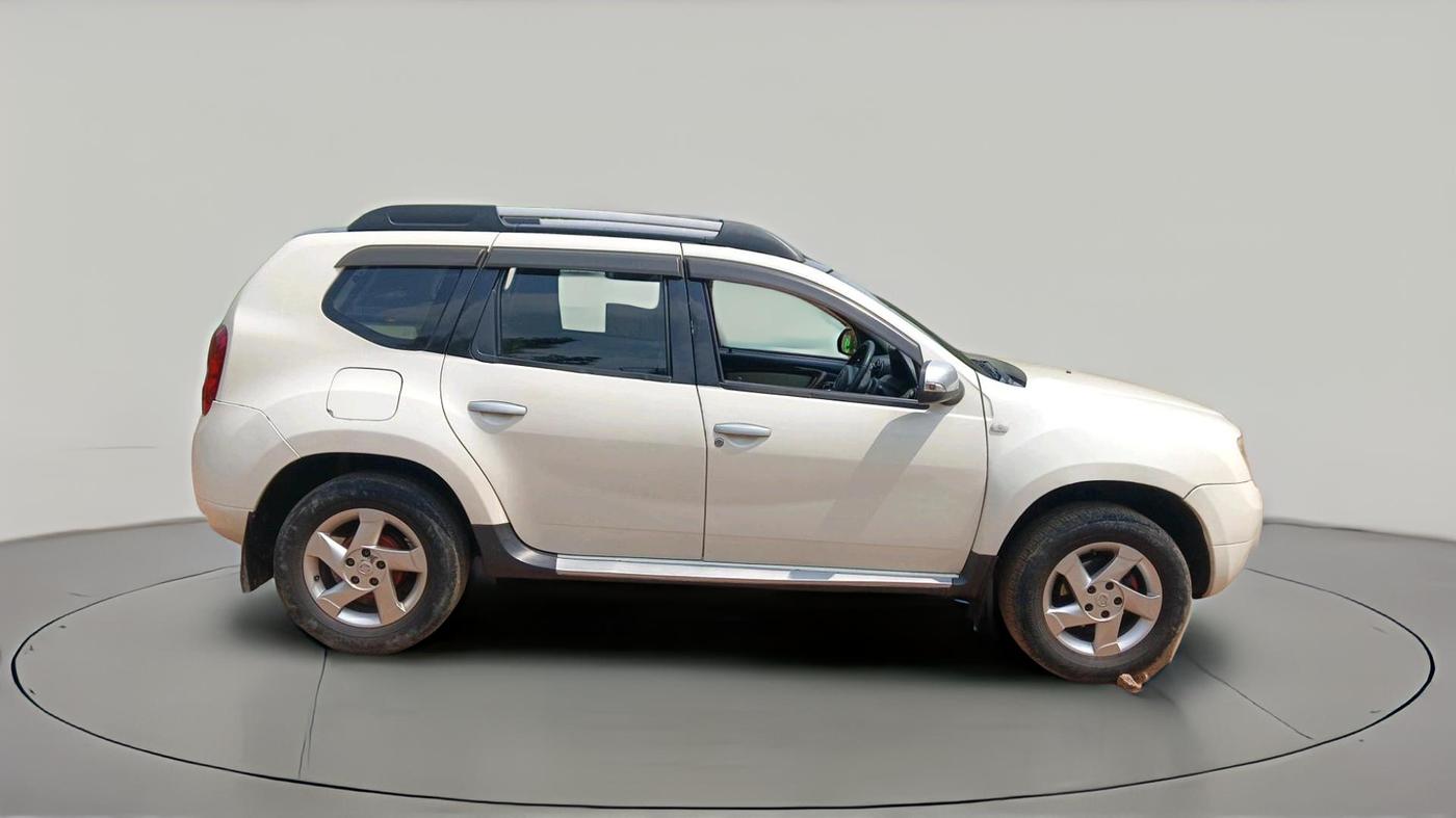 2013 Renault Duster 110 PS RXZ DIESEL, Diesel, Manual, 2,37,900 km, exterior