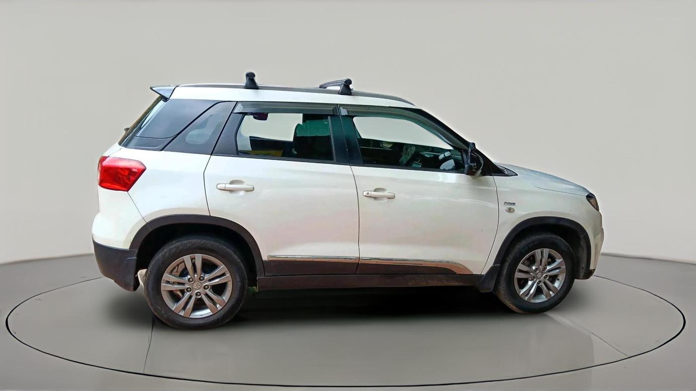 2016 Maruti Vitara Brezza ZDI, Diesel, Manual, 1,48,599 km, exterior