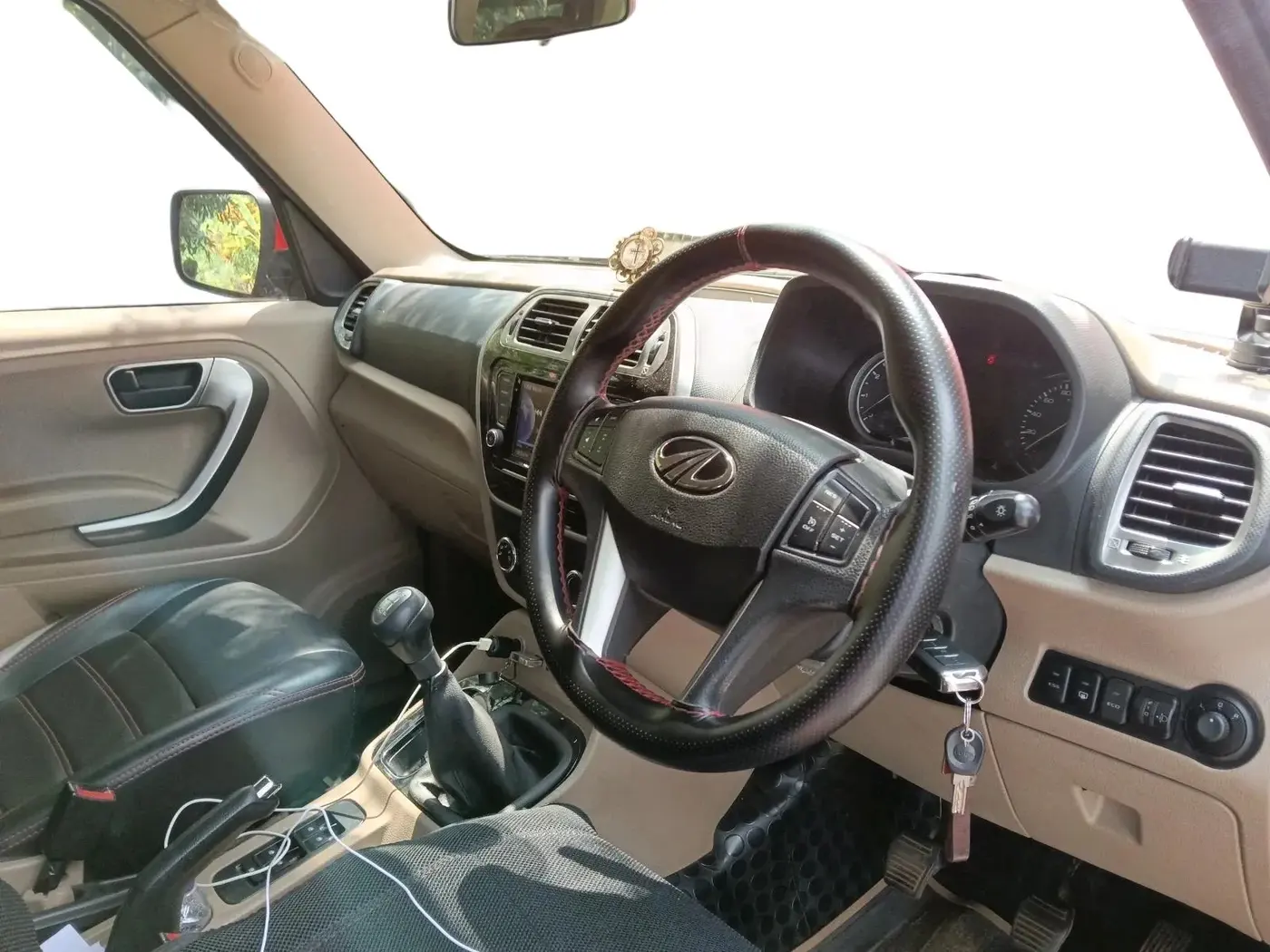 2022 Mahindra BOLERO NEO N 10 (O), Diesel, Manual, 30,469 km, interior