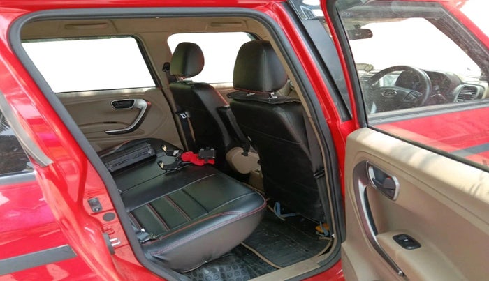 2022 Mahindra BOLERO NEO N 10 (O), Diesel, Manual, 30,469 km, interior