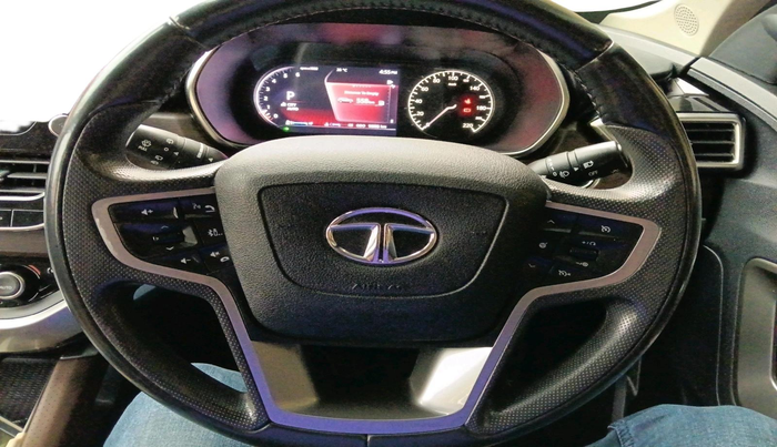 2020 Tata Harrier XZA 2.0L, Diesel, Automatic, 90,995 km, interior