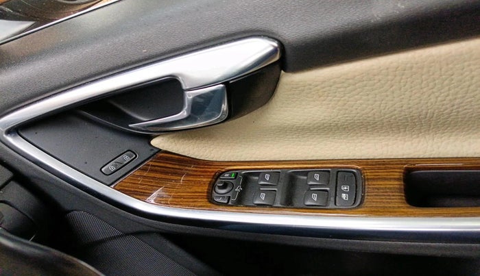 2013 Volvo S60 SUMMUM D5, Diesel, Automatic, 1,08,430 km, interior