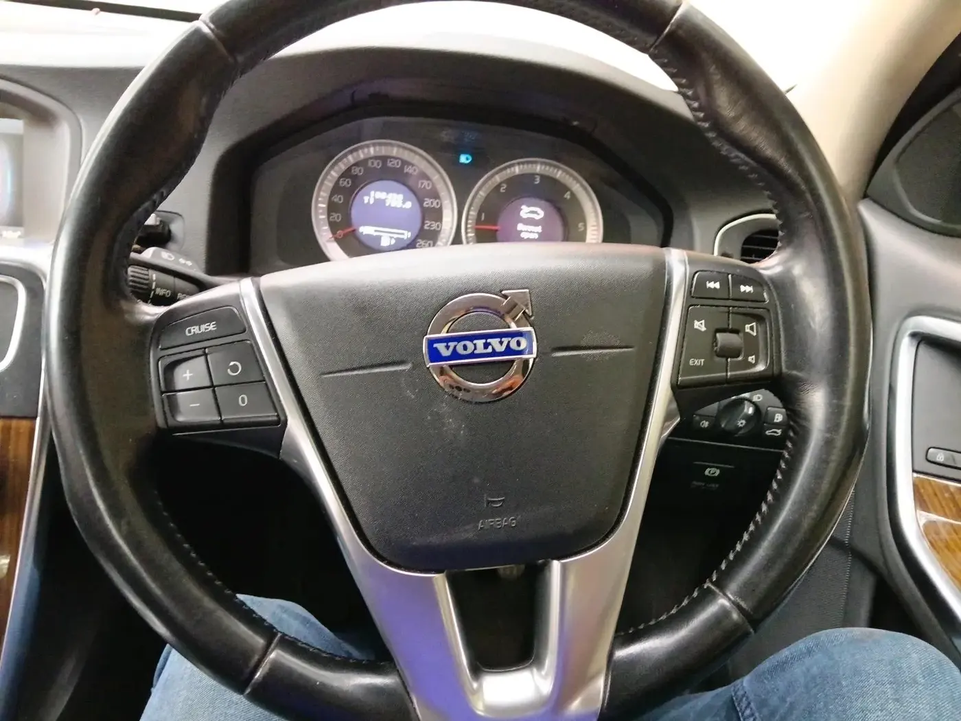 2013 Volvo S60 SUMMUM D5, Diesel, Automatic, 1,08,430 km, interior