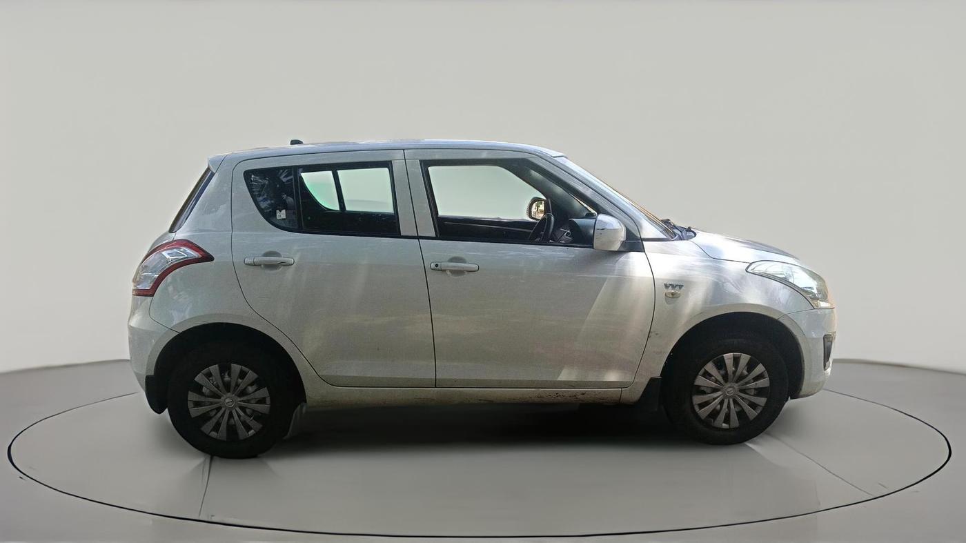 2017 Maruti Swift LXI (O), Petrol, Manual, 1,10,033 km, exterior