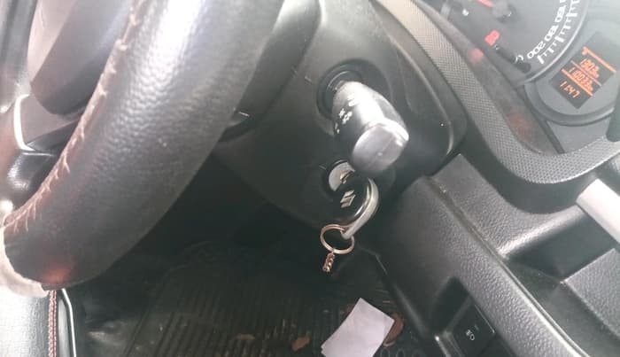 2017 Maruti Swift LXI (O), Petrol, Manual, 1,10,033 km, interior