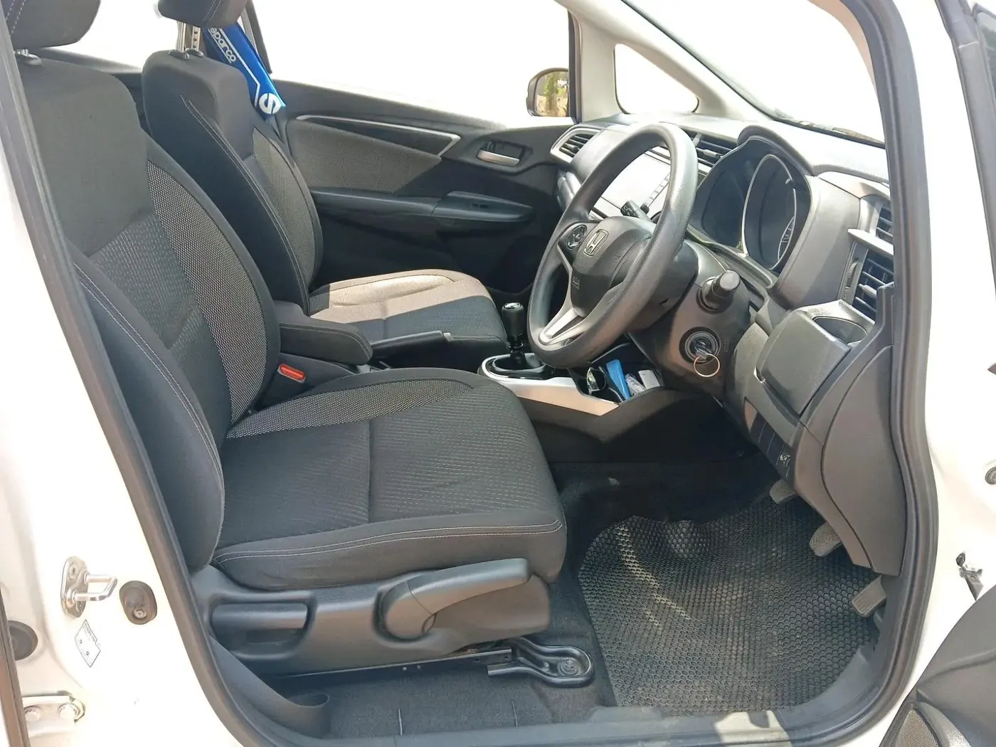 2017 Honda WR-V 1.2L I-VTEC VX MT, Petrol, Manual, 60,110 km, interior
