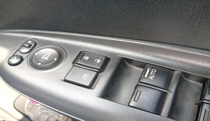 2017 Honda WR-V 1.2L I-VTEC VX MT, Petrol, Manual, 60,110 km, interior