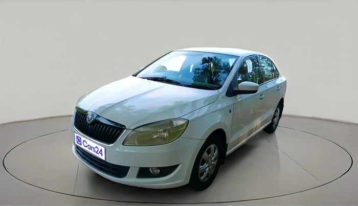 2012 Skoda Rapid AMBITION 1.6 TDI CR MT PLUS, Diesel, Manual, 2,63,855 km, exterior