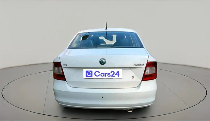 2012 Skoda Rapid AMBITION 1.6 TDI CR MT PLUS, Diesel, Manual, 2,63,855 km, exterior