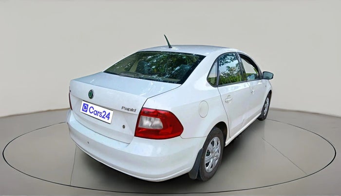 2012 Skoda Rapid AMBITION 1.6 TDI CR MT PLUS, Diesel, Manual, 2,63,855 km, exterior