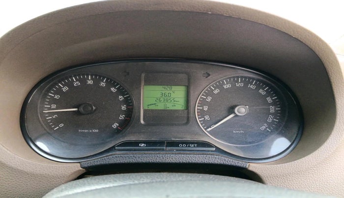 2012 Skoda Rapid AMBITION 1.6 TDI CR MT PLUS, Diesel, Manual, 2,63,855 km, interior