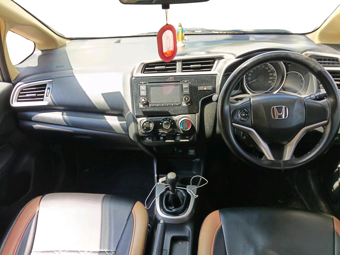 2016 Honda Jazz 1.2L I-VTEC SV, Petrol, Manual, 1,07,550 km, interior