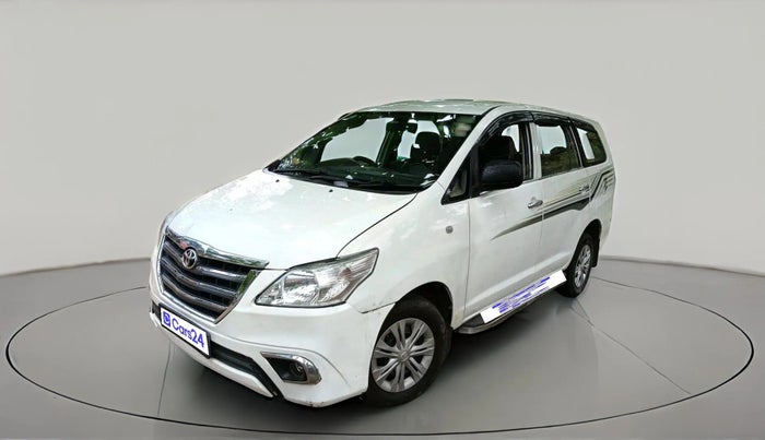 2015 Toyota Innova 2.5 GX 8 STR, Diesel, Manual, 2,02,332 km, exterior