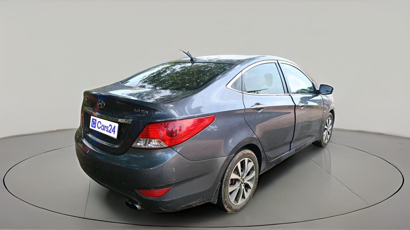 2014 Hyundai Verna FLUIDIC 1.6 CRDI SX OPT, Diesel, Manual, 1,50,235 km, exterior