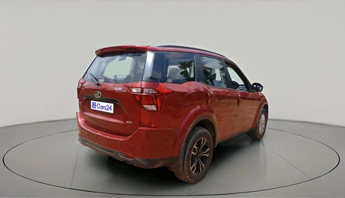 2018 Mahindra XUV500 W9, Diesel, Manual, 1,10,643 km, exterior