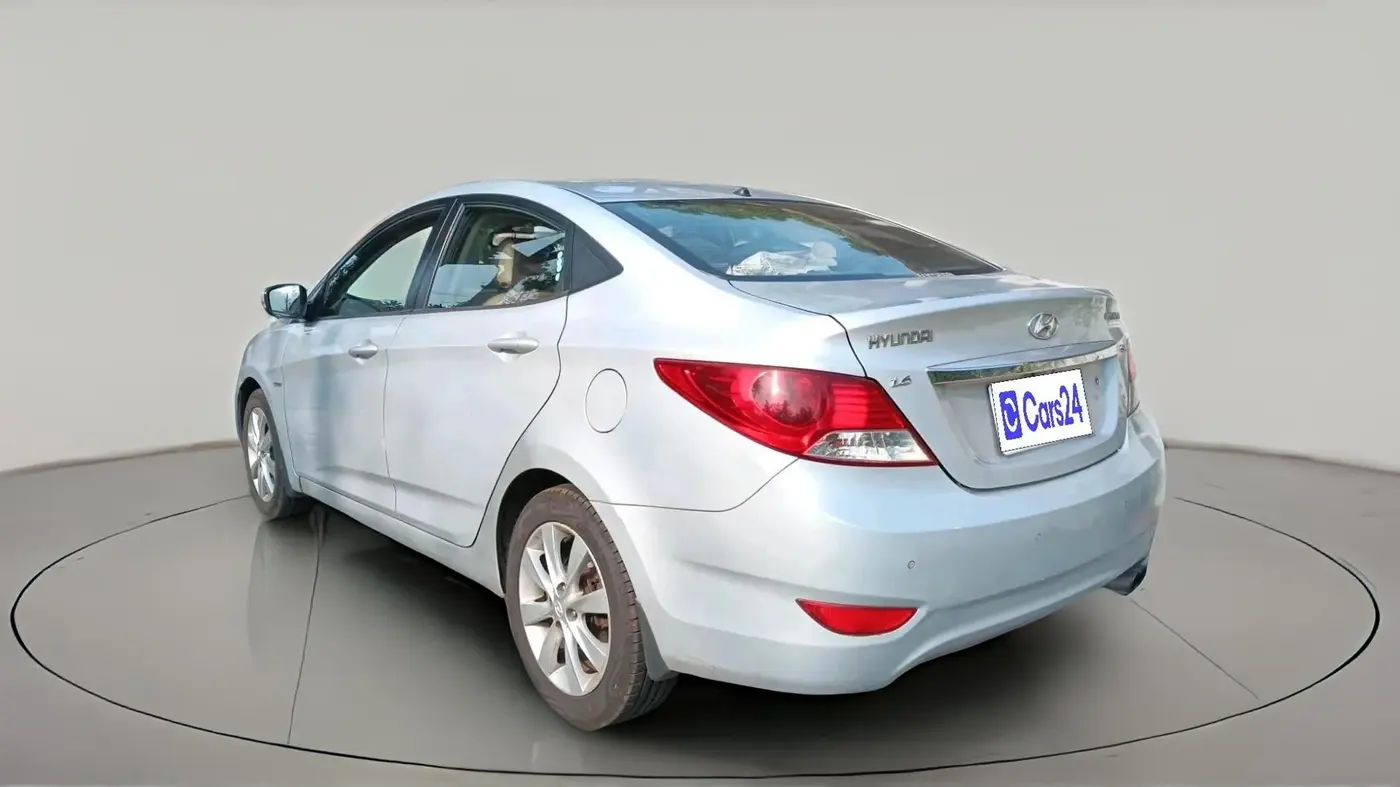 2012 Hyundai Verna FLUIDIC 1.6 CRDI SX, Diesel, Manual, 95,284 km, exterior