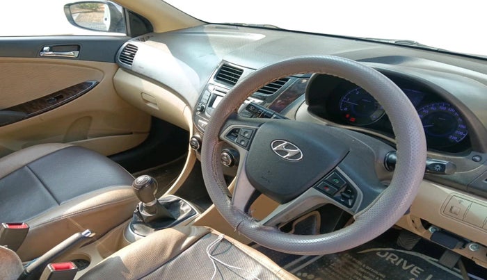 2012 Hyundai Verna FLUIDIC 1.6 CRDI SX, Diesel, Manual, 95,284 km, interior