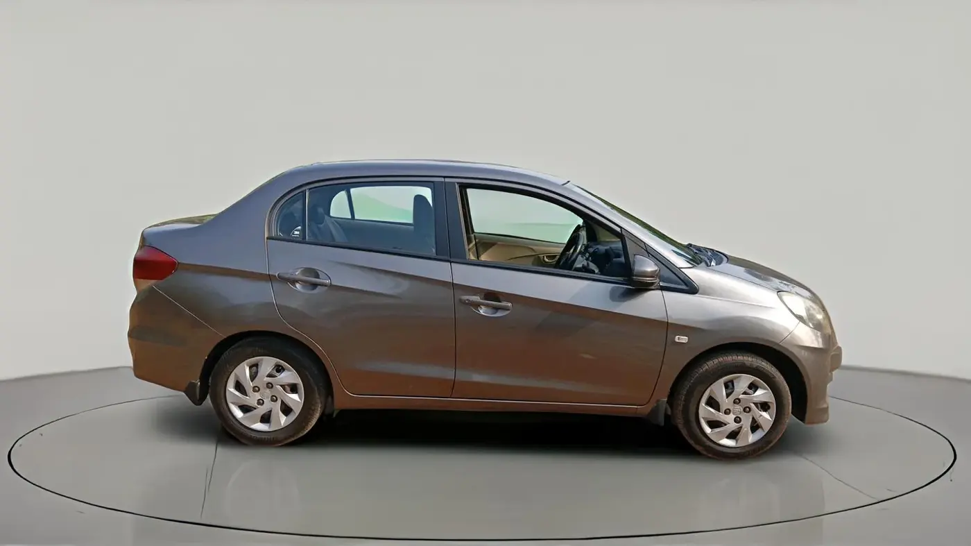 2014 Honda Amaze 1.5L I-DTEC S, Diesel, Manual, 1,34,151 km, exterior