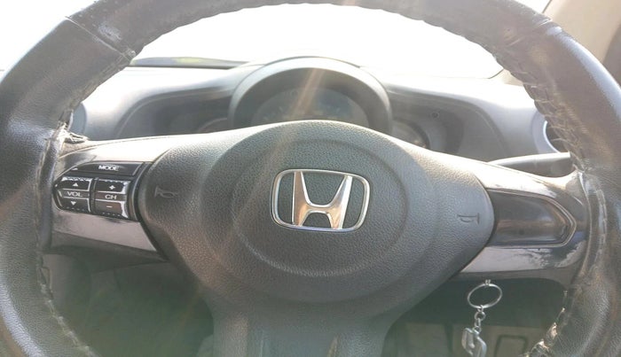 2014 Honda Amaze 1.5L I-DTEC S, Diesel, Manual, 1,34,151 km, interior
