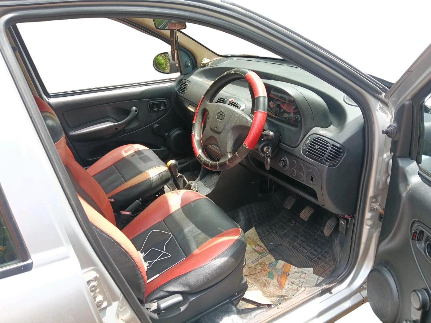 2015 Tata Indica V2 LS DIESEL, Diesel, Manual, 76,343 km, interior