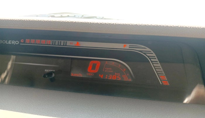 2022 Mahindra Bolero B6, Diesel, Manual, 41,385 km, interior