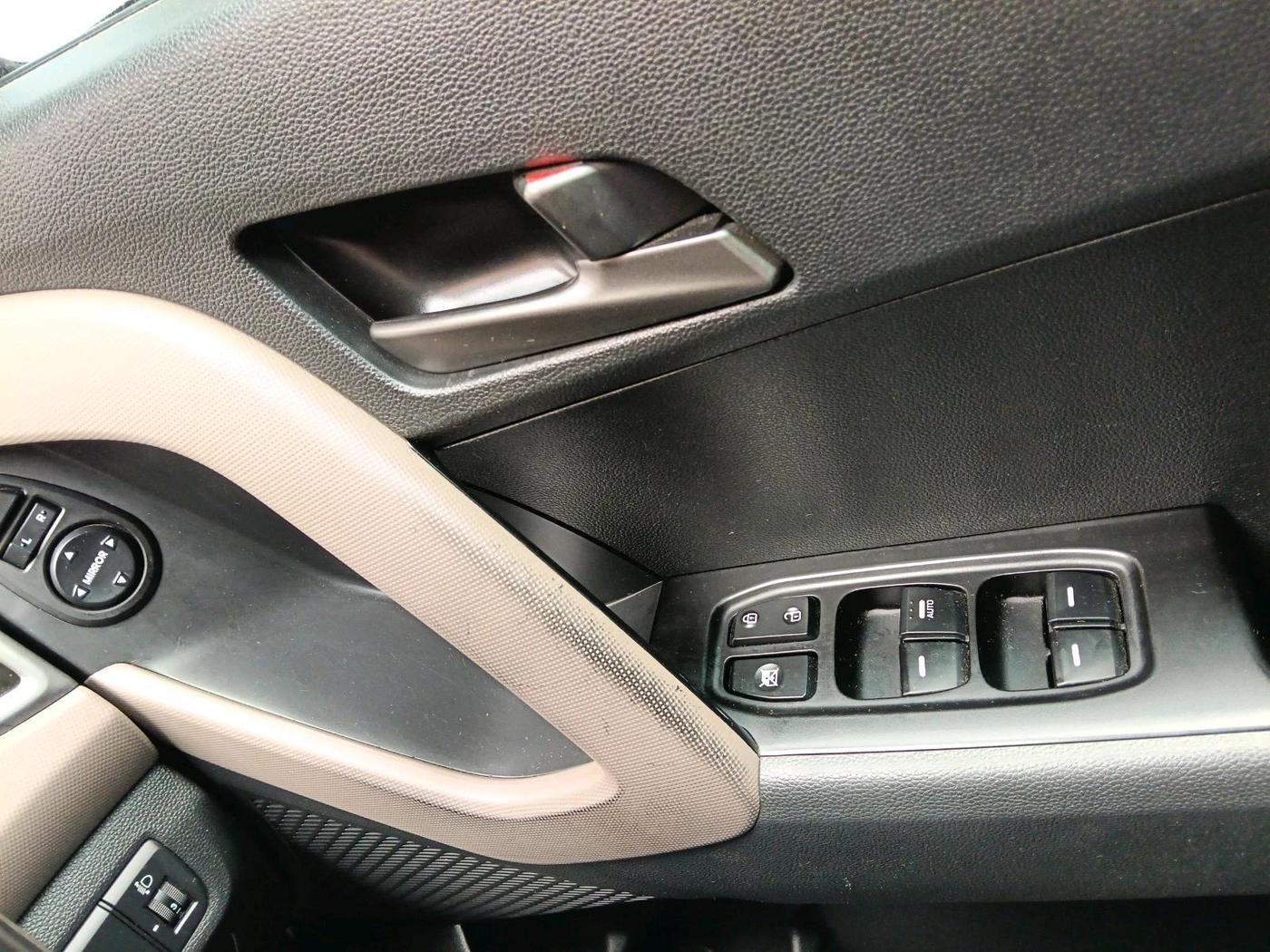 2017 Hyundai Creta SX PLUS AT 1.6 DIESEL, Diesel, Automatic, 1,05,770 km, interior