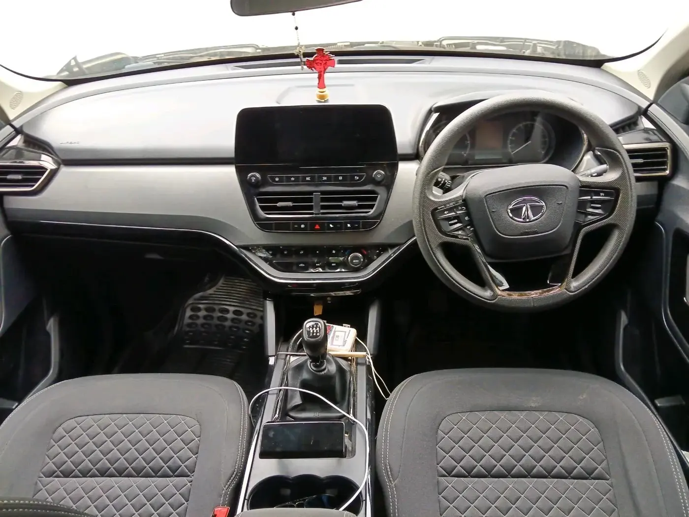 2022 Tata Harrier XT PLUS 2.0L KRYOTEC, Diesel, Manual, 41,287 km, interior