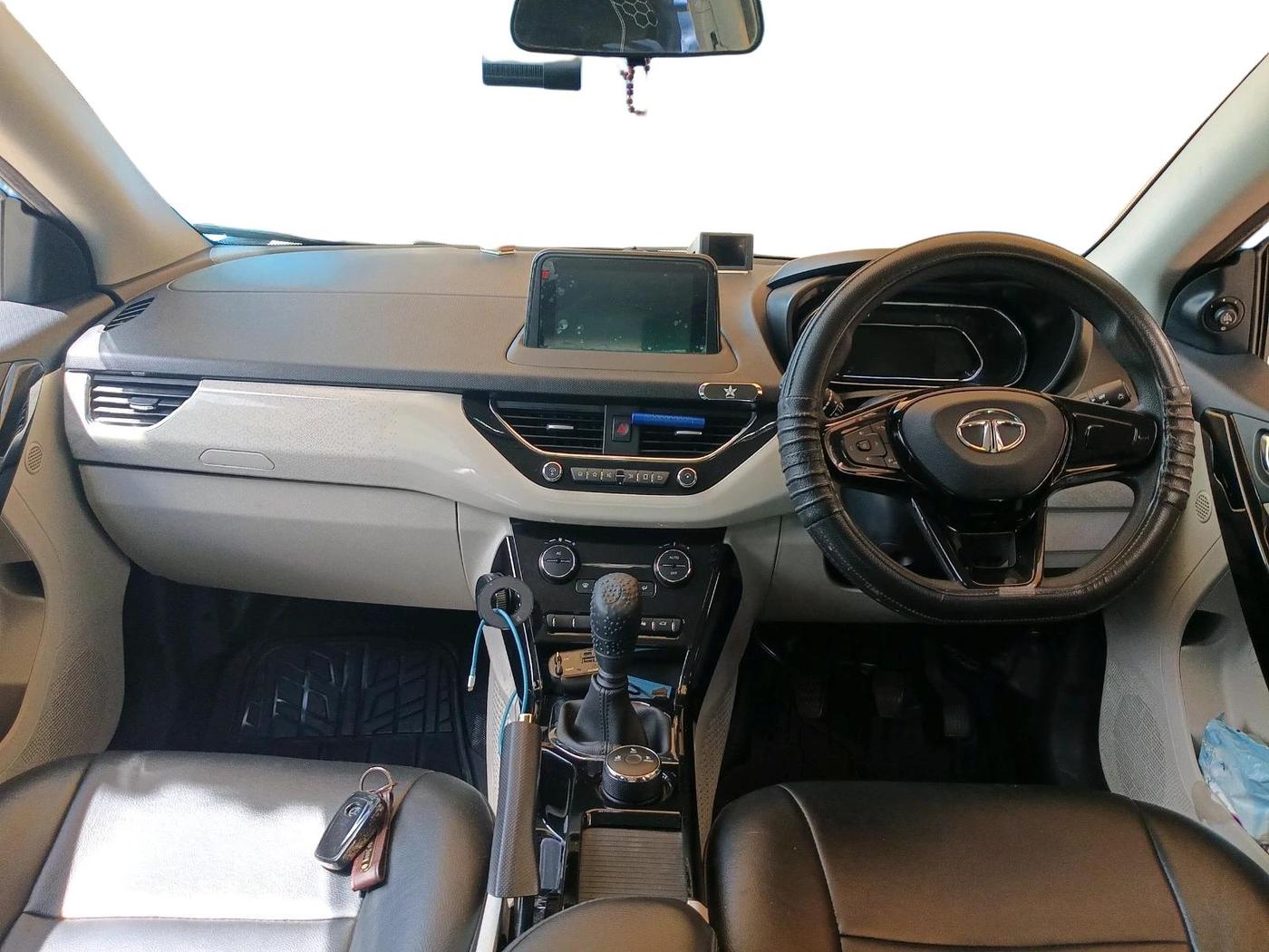 2020 Tata NEXON XZ PLUS PETROL, Petrol, Manual, 53,841 km, interior