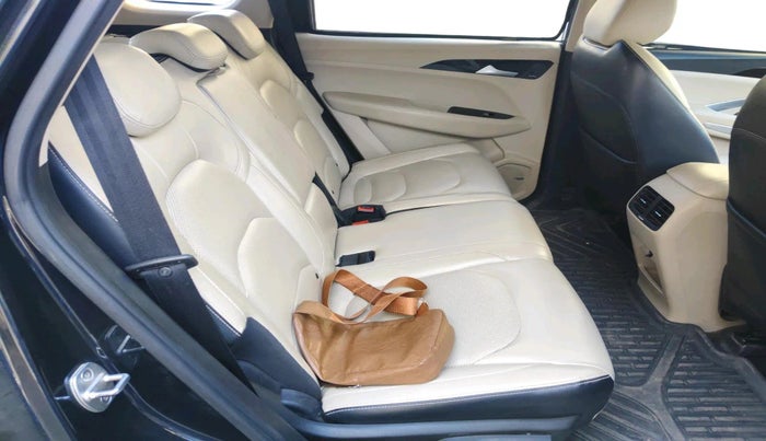 2021 MG HECTOR SHARP 1.5 PETROL CVT, Petrol, Automatic, 48,889 km, interior