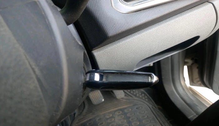 2019 Tata TIGOR XZ PLUS PETROL, CNG, Manual, 1,97,303 km, interior